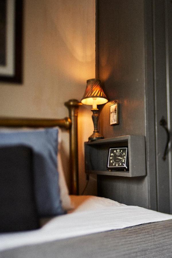 Crew'S Quarters Boarding House - Caters To Men Hotel Provincetown Buitenkant foto