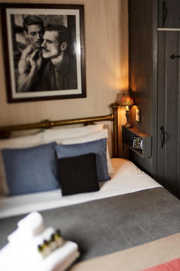 Crew'S Quarters Boarding House - Caters To Men Hotel Provincetown Buitenkant foto